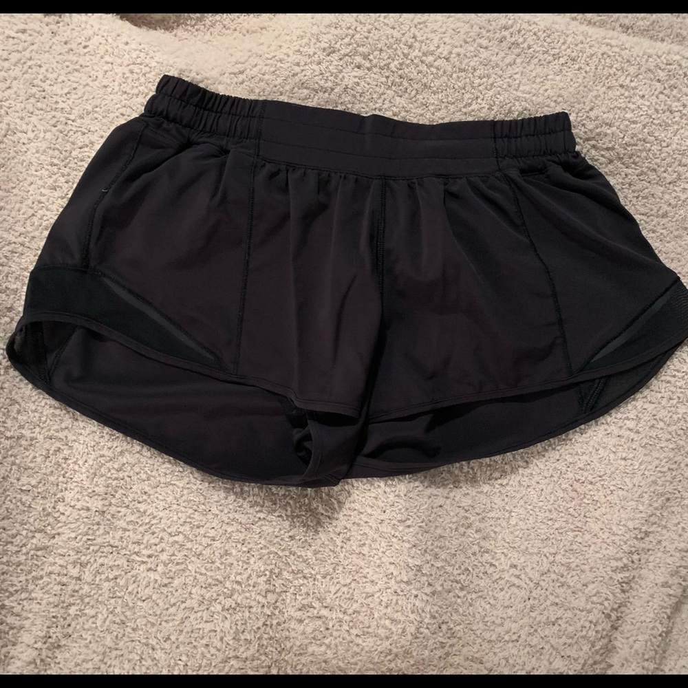 Lululemon Hotty hot shorts